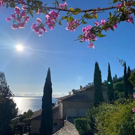Maison Le Lavandou, 3 Pieces, 6 Personnes - Fr-1-308-155 Holiday home Le Lavandou